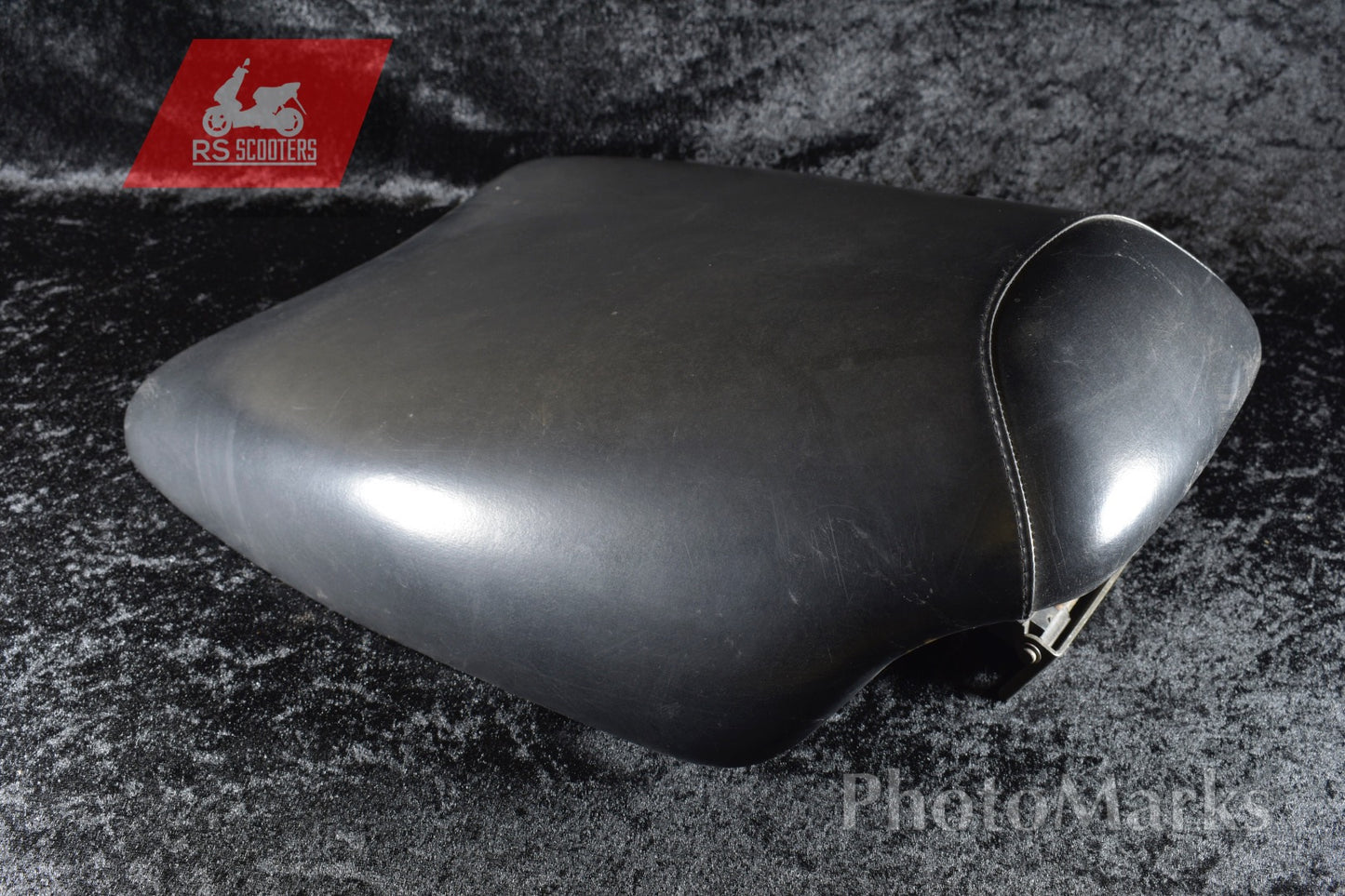 Sitzbank Original Leder inkl. Halter Italjet Dragster