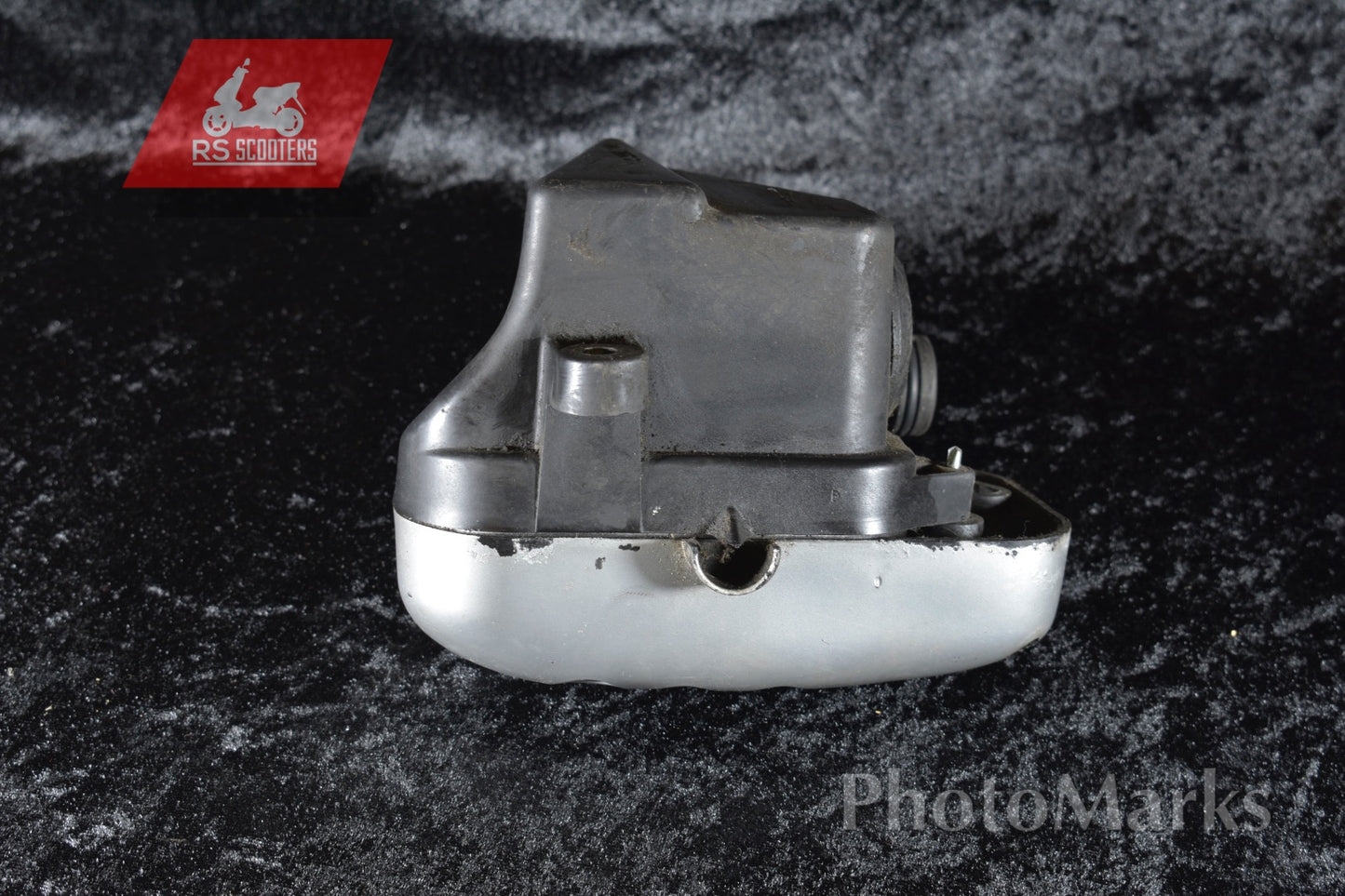 Luftfilterkasten Original ( silber lackiert ) Peugeot stehend / Speedfight 1 / 2 / Vivacity / TKR und viele mehr
