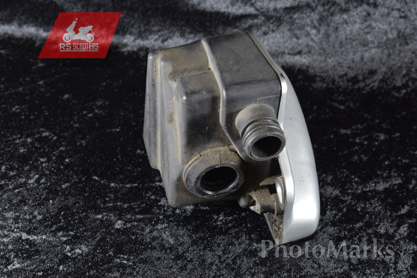 Luftfilterkasten Original ( silber lackiert ) Peugeot stehend / Speedfight 1 / 2 / Vivacity / TKR und viele mehr