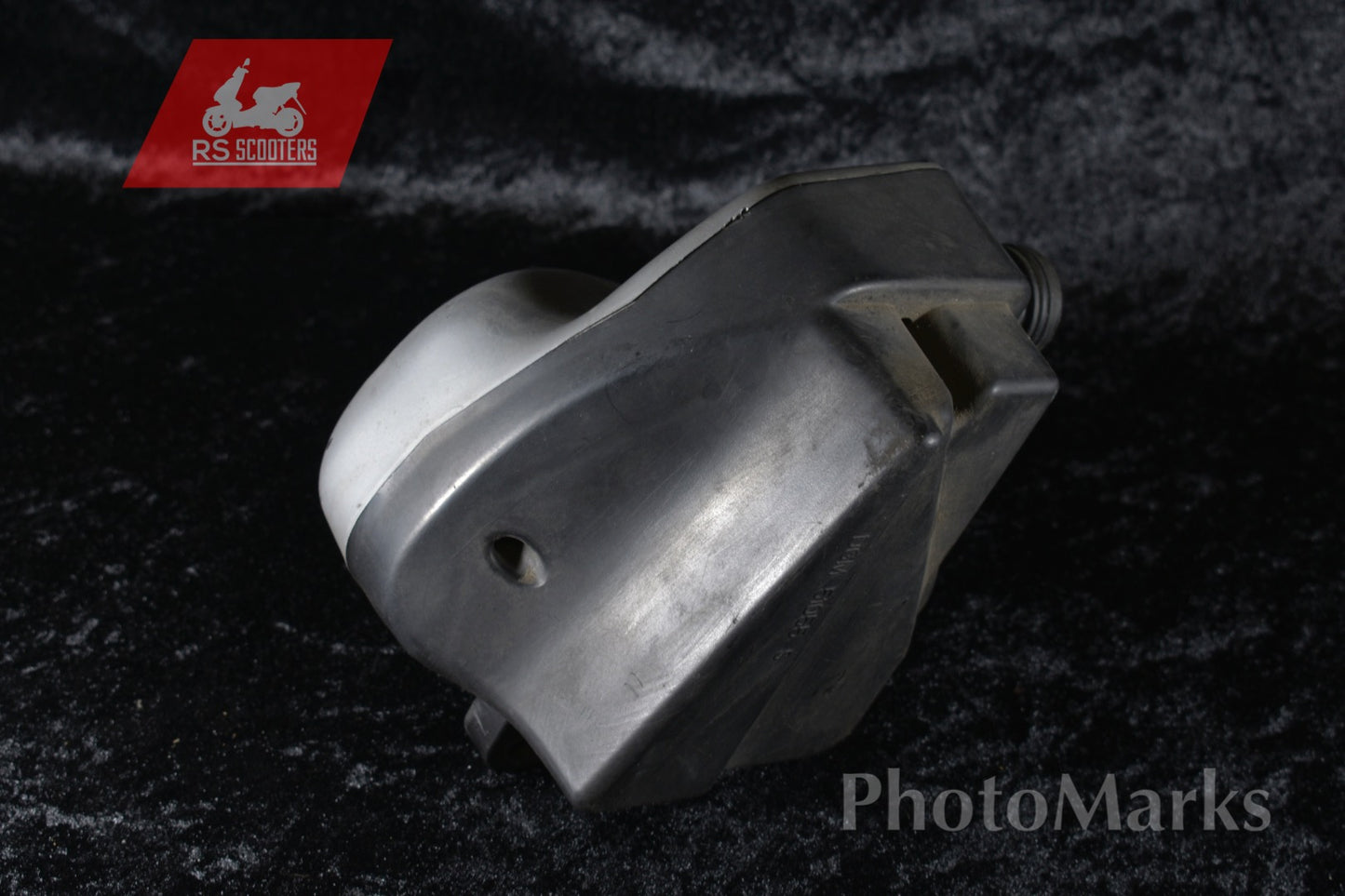 Luftfilterkasten Original ( silber lackiert ) Peugeot stehend / Speedfight 1 / 2 / Vivacity / TKR und viele mehr