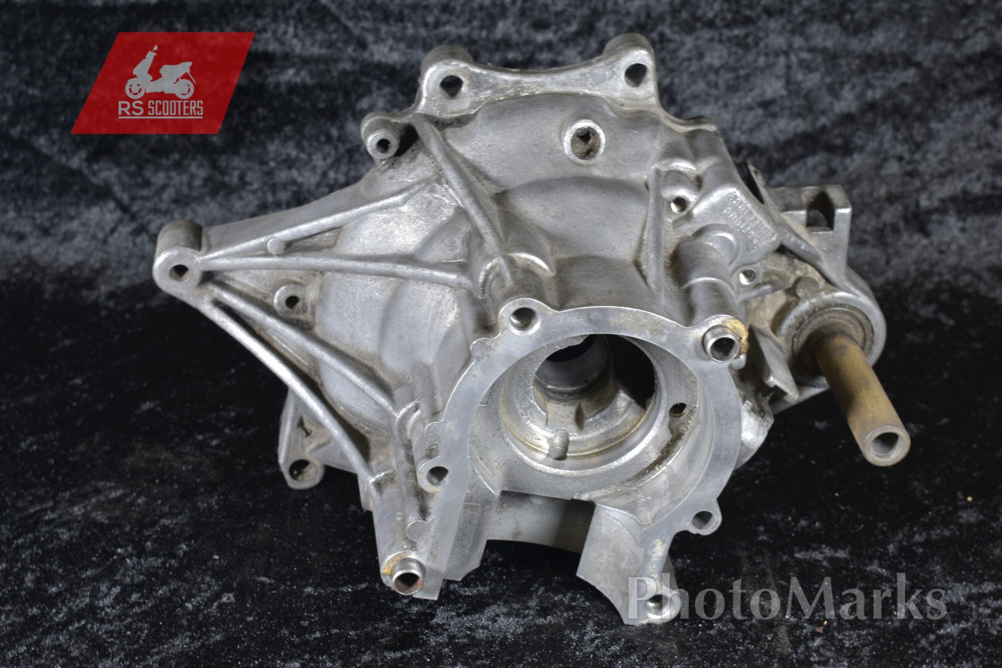 Motorhälfte klein ( rechts ) Euro 1 Peugeot stehend Speedfight 1 / 2 / Vivacity / TKR und viele mehr