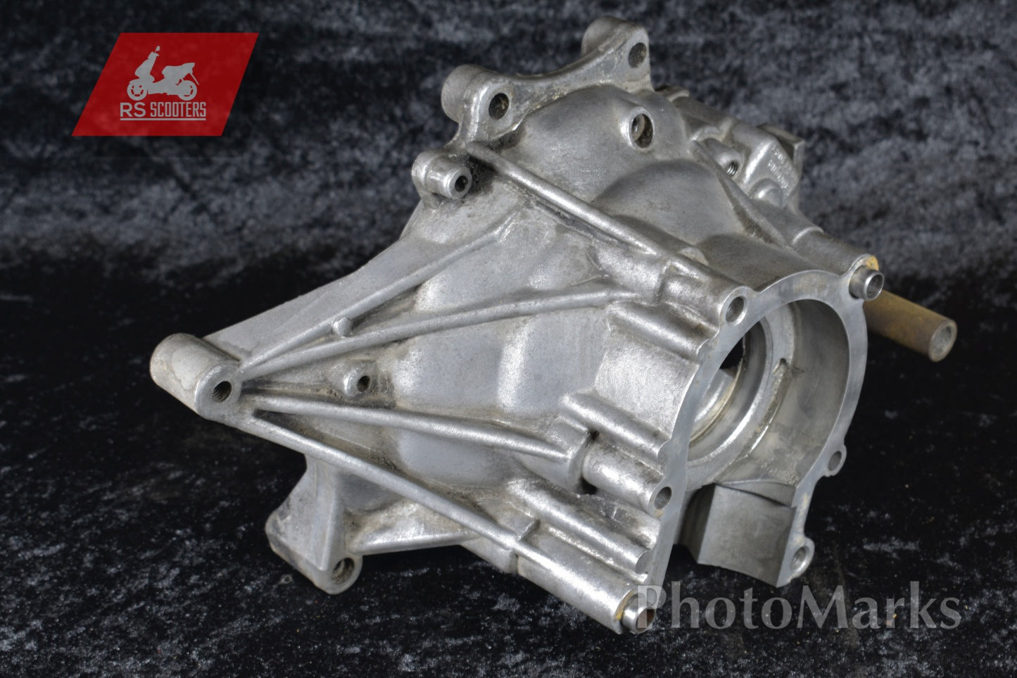 Motorhälfte klein ( rechts ) Euro 1 Peugeot stehend Speedfight 1 / 2 / Vivacity / TKR und viele mehr