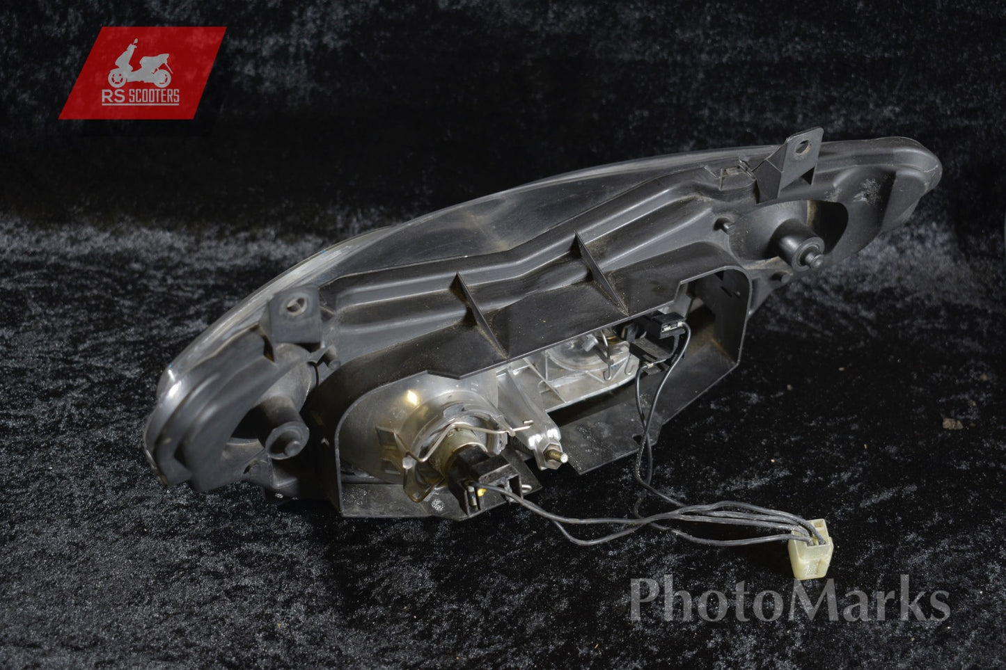 Scheinwerfer Original schwarz Peugeot Speedfight 2