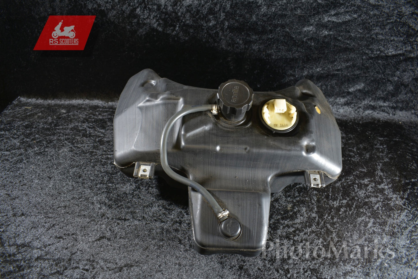 Tank mit Tankgeber Original Aprilia SR50 R