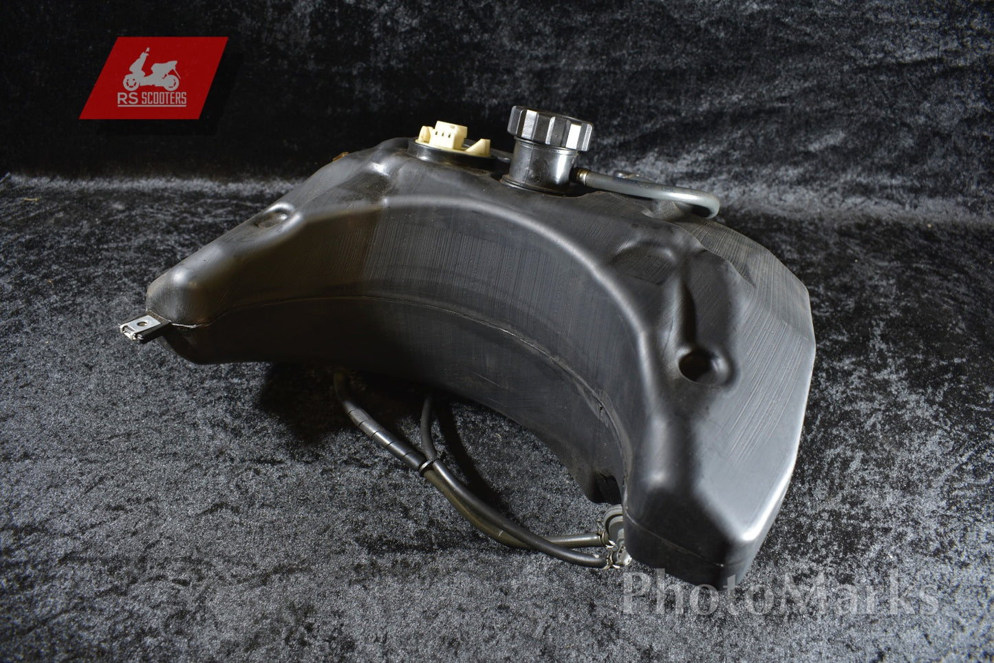 Tank mit Tankgeber Original Aprilia SR50 R